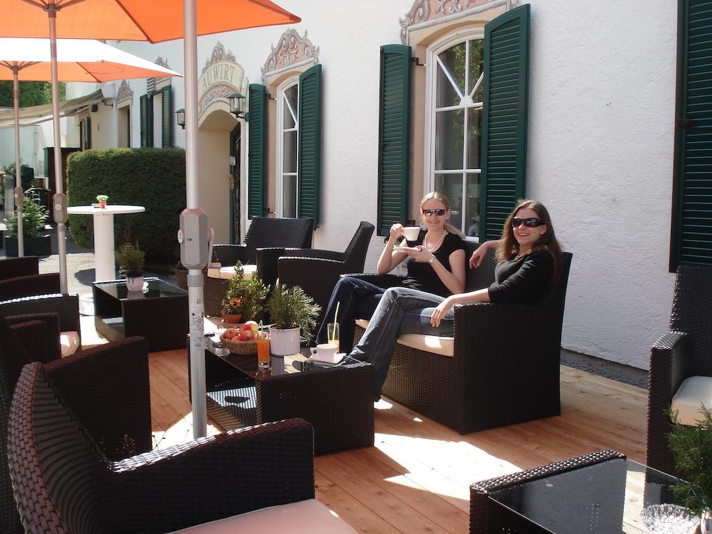 Hotel Apartment Auwirt Hallein Buitenkant foto